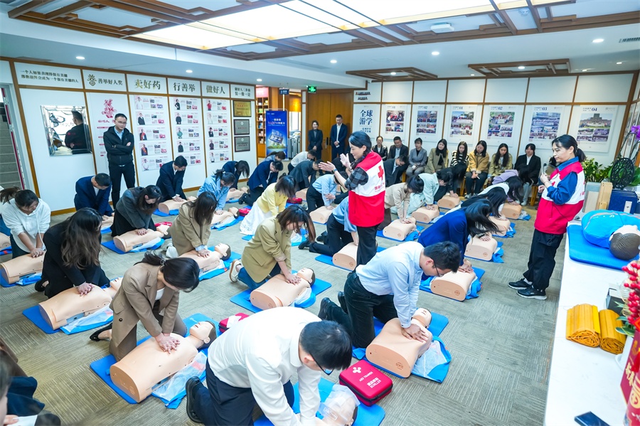 AG贵宾会医药入选“湖南省红十字应急救护智能化培训基地”